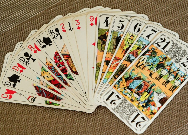 521567_playing-cards-1897030_1920