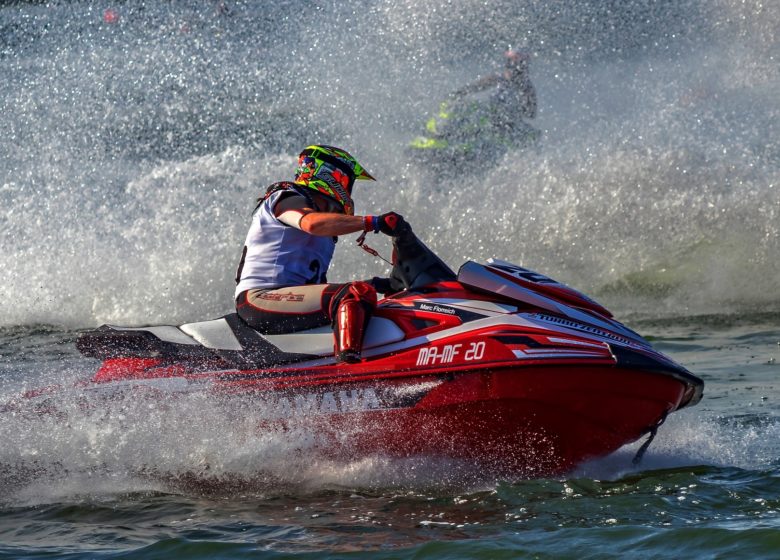 769581_jet-ski-2781104_1920