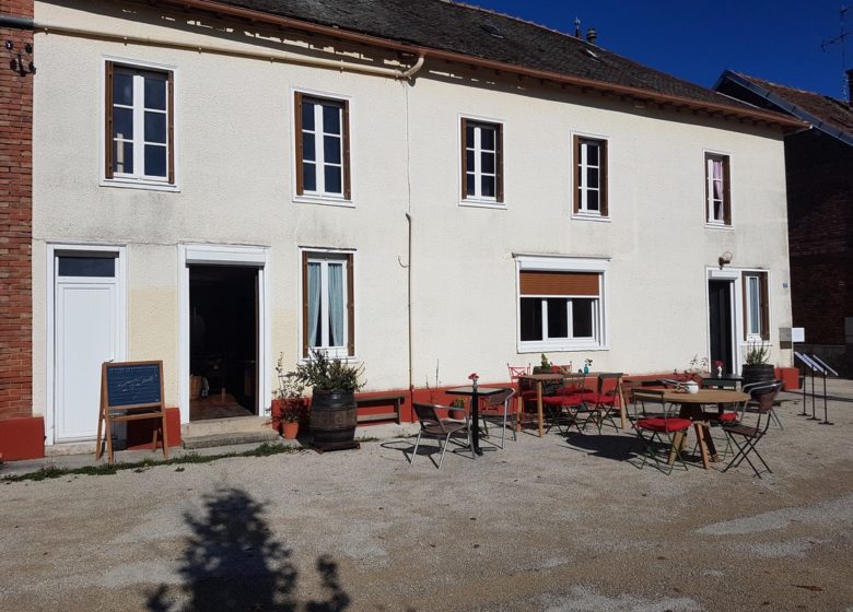 785826_coeur_de_village_-_damian_lucca_1