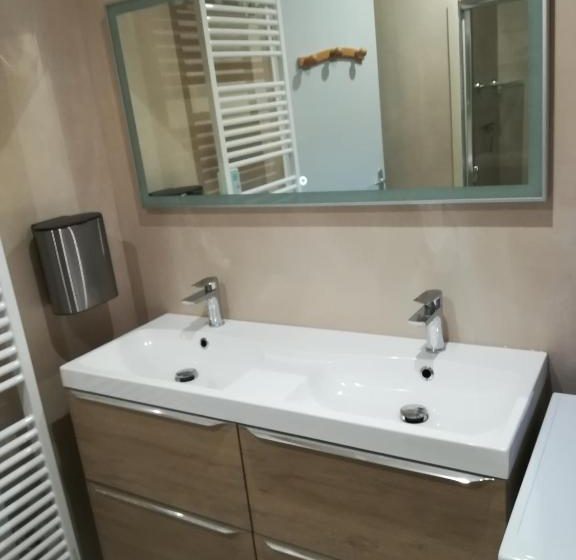 794324_sdb__f_maslin