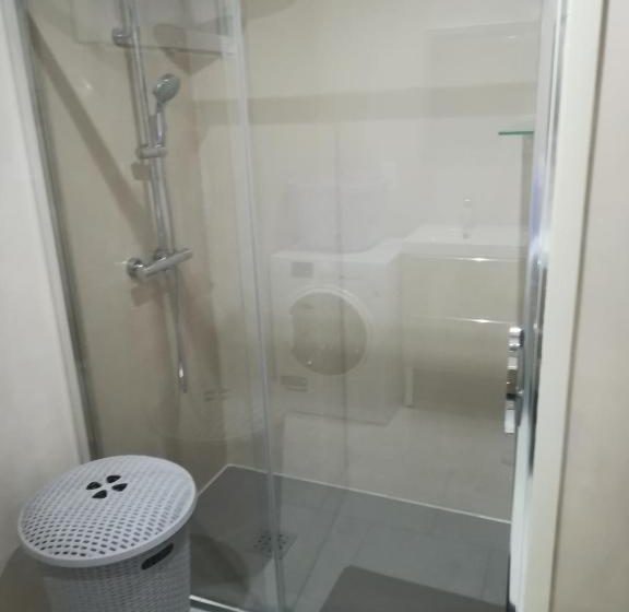 794325_douche__f_maslin