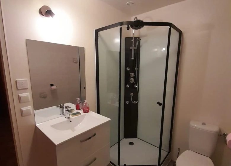 794334_douche__l_feuvrier