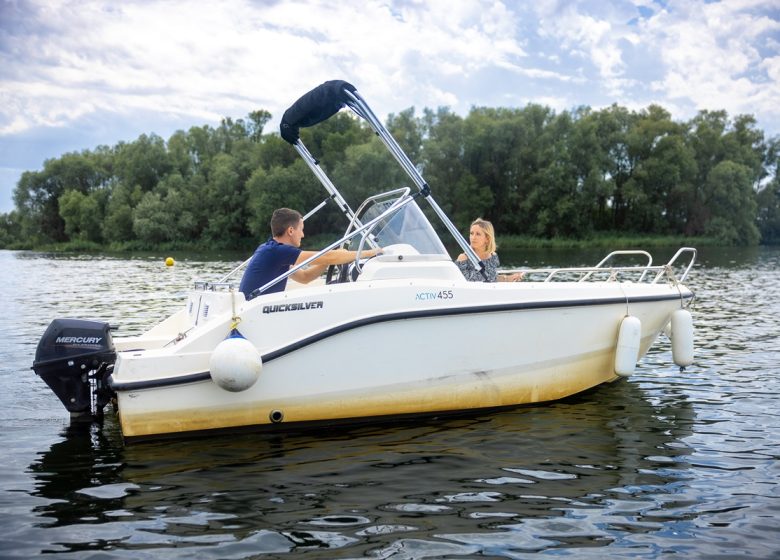 844321_balade_en_bateau_lac_amance_27_-__studio_og