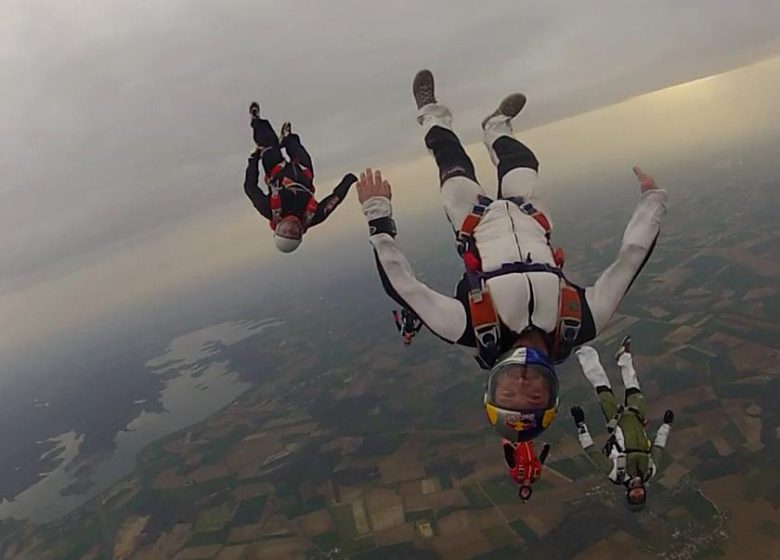 864269_aube_parachutisme_2