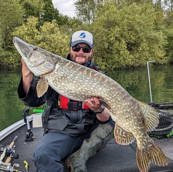 866624_francois_chauvie_guide_de_peche_-_paco_peche_8