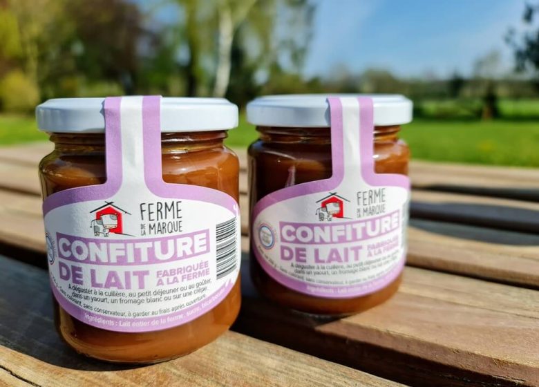 866635_ferme_de_la_marque_produits_laitiers_fermiers_4