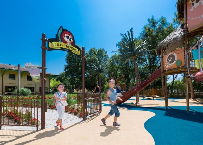 867322_hotel_des_pirates_parc_dattractions_nigloland_aube_grands_lacs_de_champagne_7